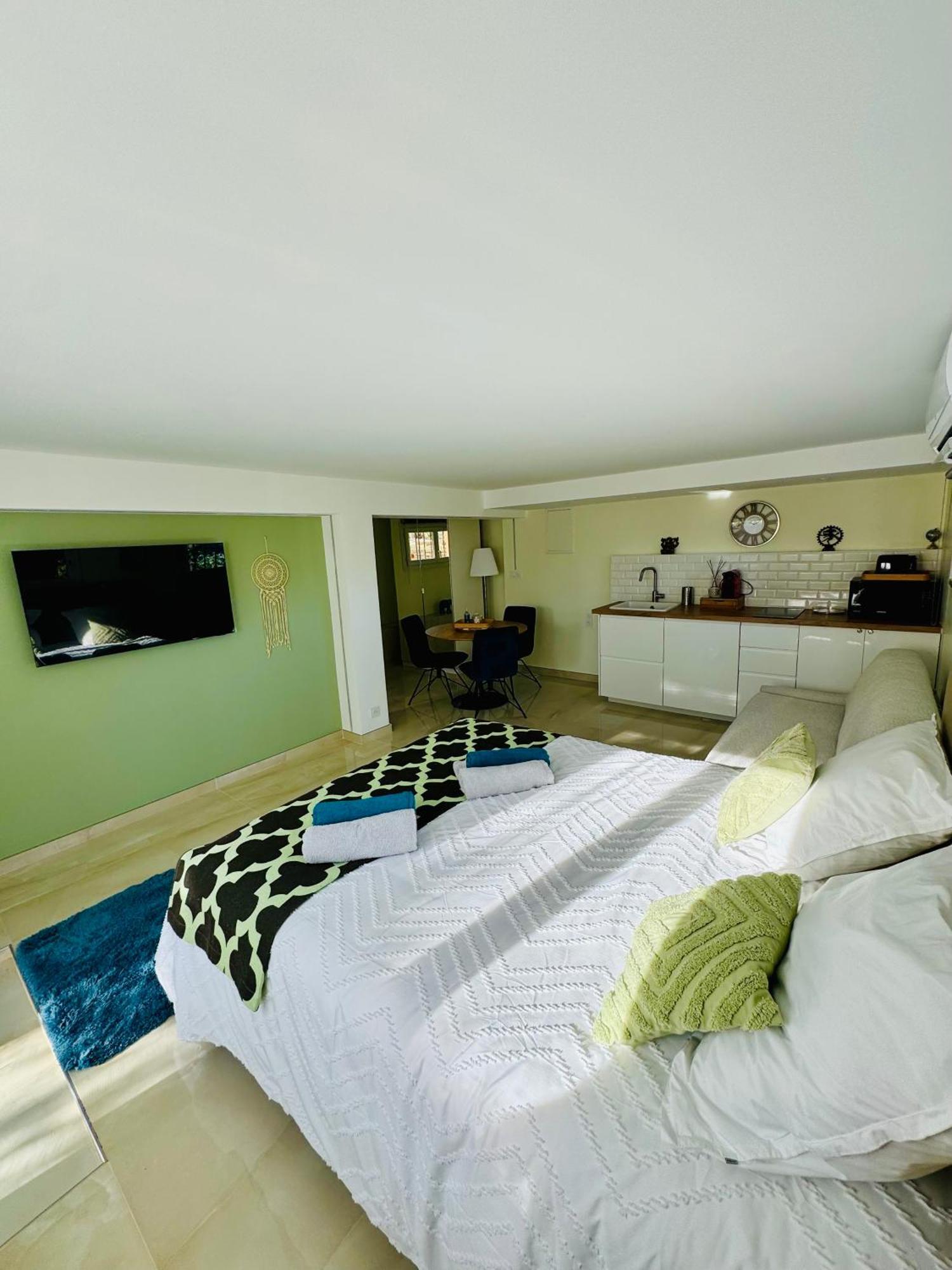 Les Chenes Verts Appartement *